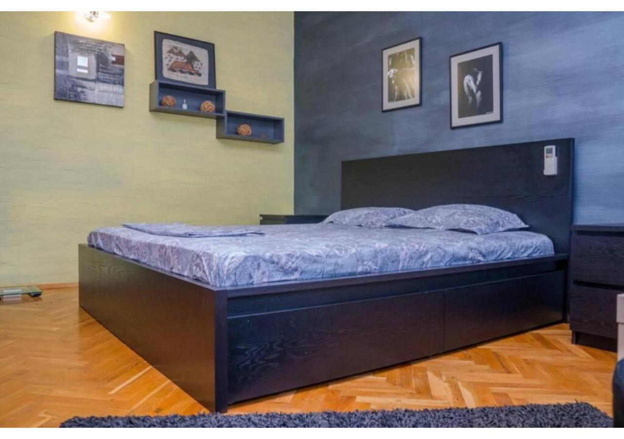 Luxury Apartment On The First Line To The Sea Burgas ภายนอก รูปภาพ